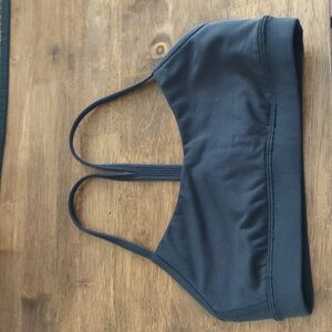 Lululemon Athletica Women's Sports Bra Size 4